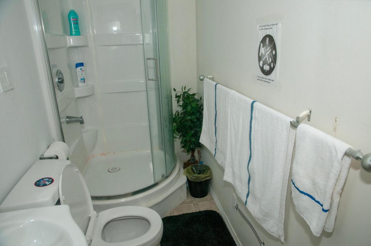 Guest Suite - Private Retreat - J-1 Abbotsford Esterno foto