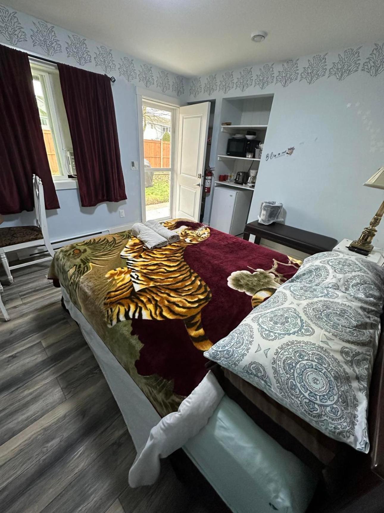Guest Suite - Private Retreat - J-1 Abbotsford Esterno foto
