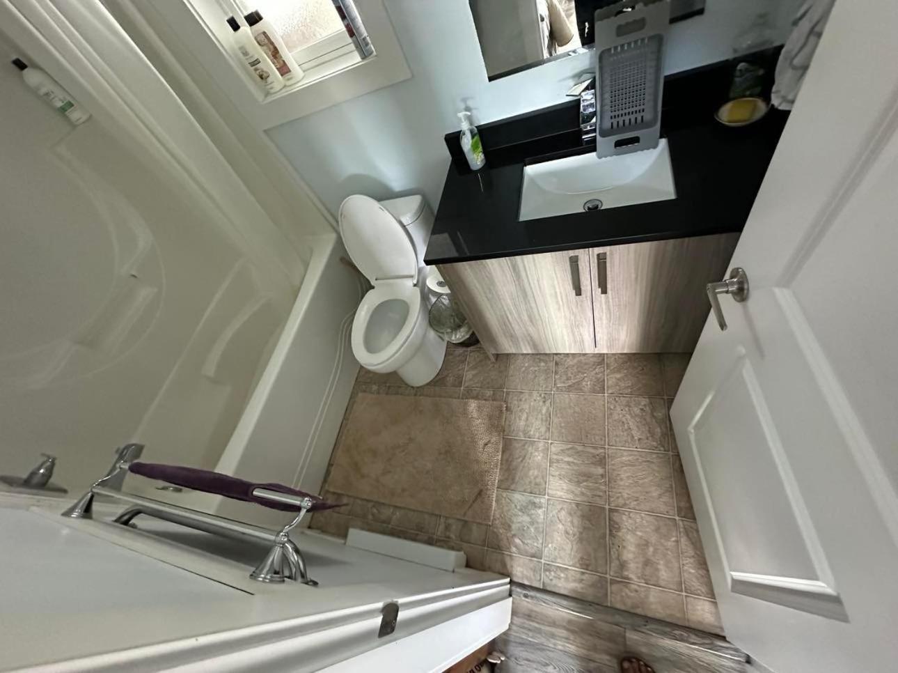 Guest Suite - Private Retreat - J-1 Abbotsford Esterno foto